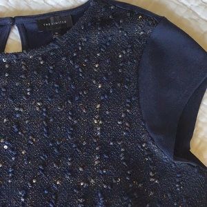 Limited Navy Capped Sleeve Top